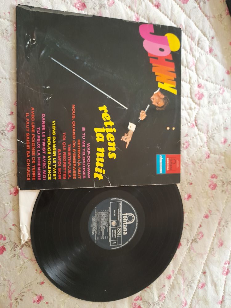 33 TOURS JOHNNY HALLIDAY 10 Carnoux-en-Provence (13)