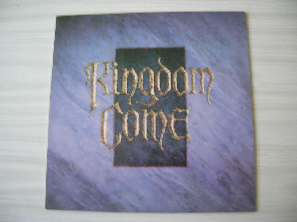 33 TOURS KINGDOM COME   - HARD ROCK - METAL 25 Nantes (44)