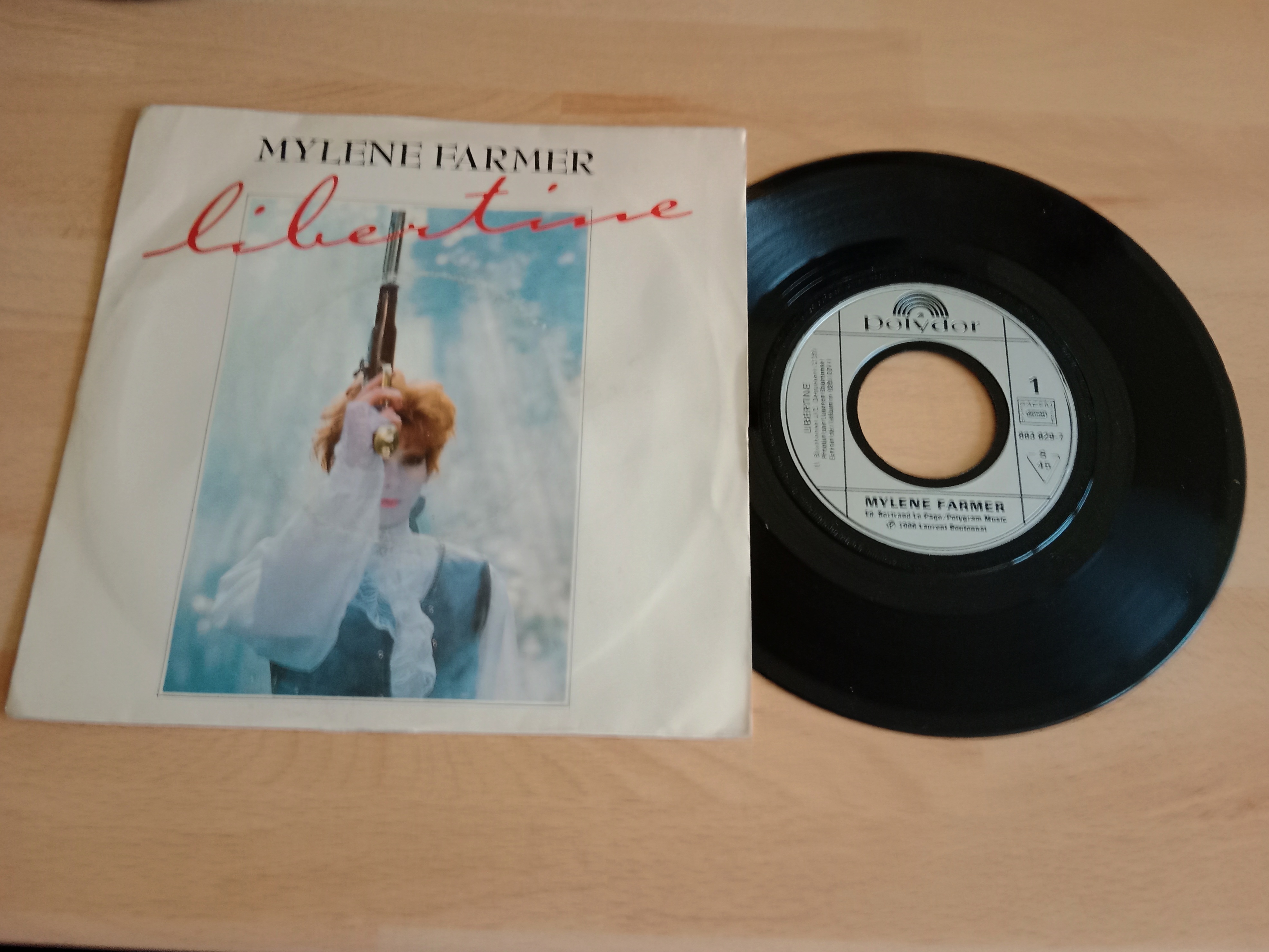 45 TOURS MYLENE FARMER Libertine 8 Nantes (44)