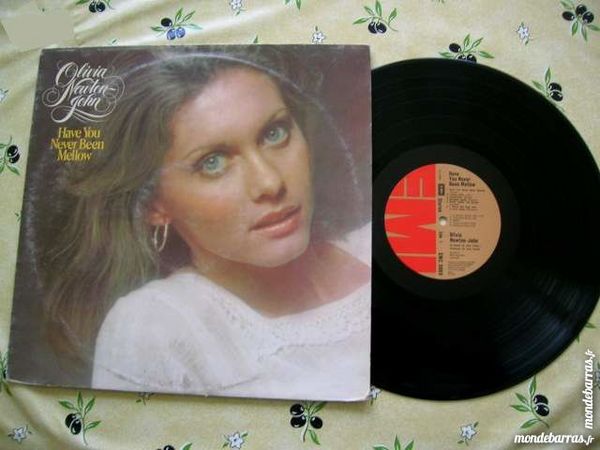 33 TOURS OLIVIA NEWTONJOHN Have you never been me 29 Nantes (44)