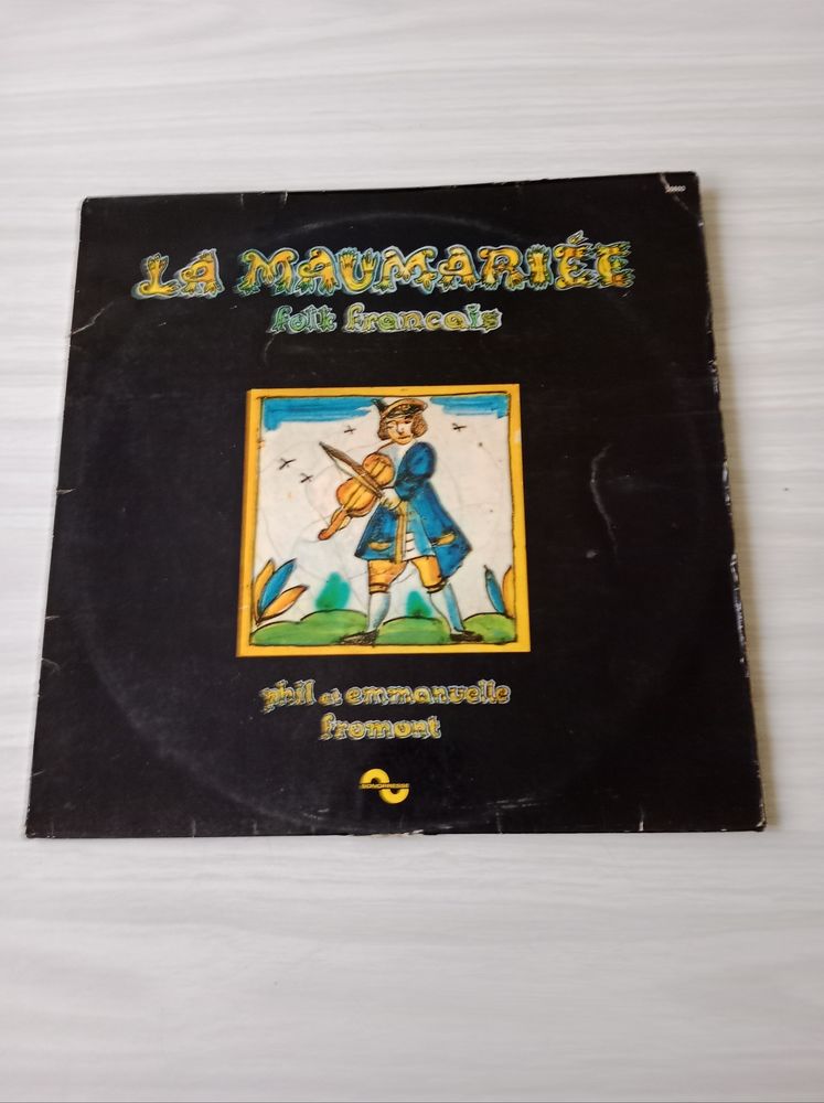 33 TOURS PHIL ET EMMANUELLE FROMONT La Maumari�e 15 Nantes (44)