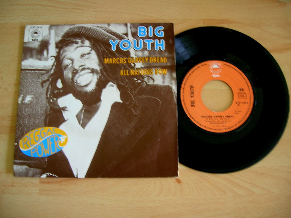 45 Tours BIG YOUTH Marcus Garvey Dread
27 Nantes (44)