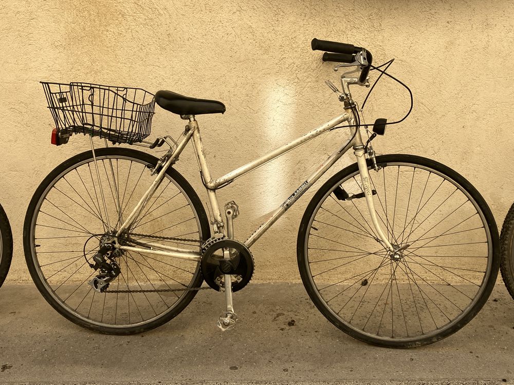 IX EZN pCE TOUS LES MEZRCREVELE DE CVILLE DAME MARQUE ZAMIIT 65 Aix-en-Provence (13)