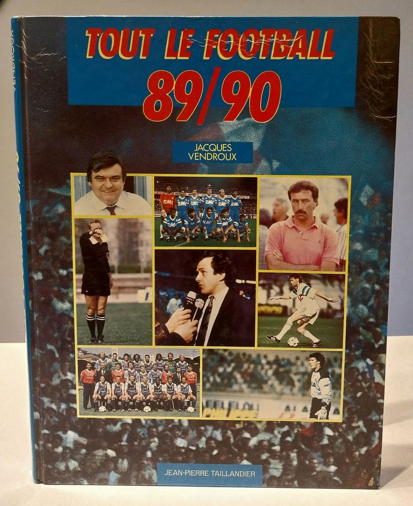  Tout le Football  89/90 6 Vaux-le-P�nil (77)