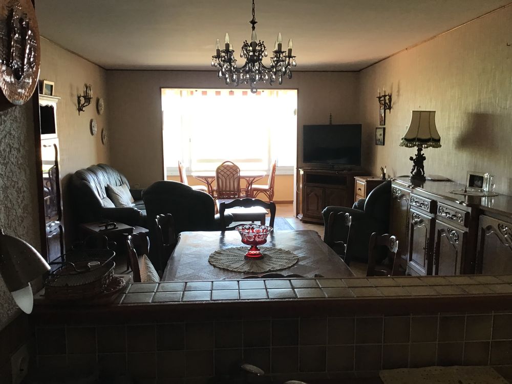 tout le mobilier cause deces 0 Sanary-sur-Mer (83)