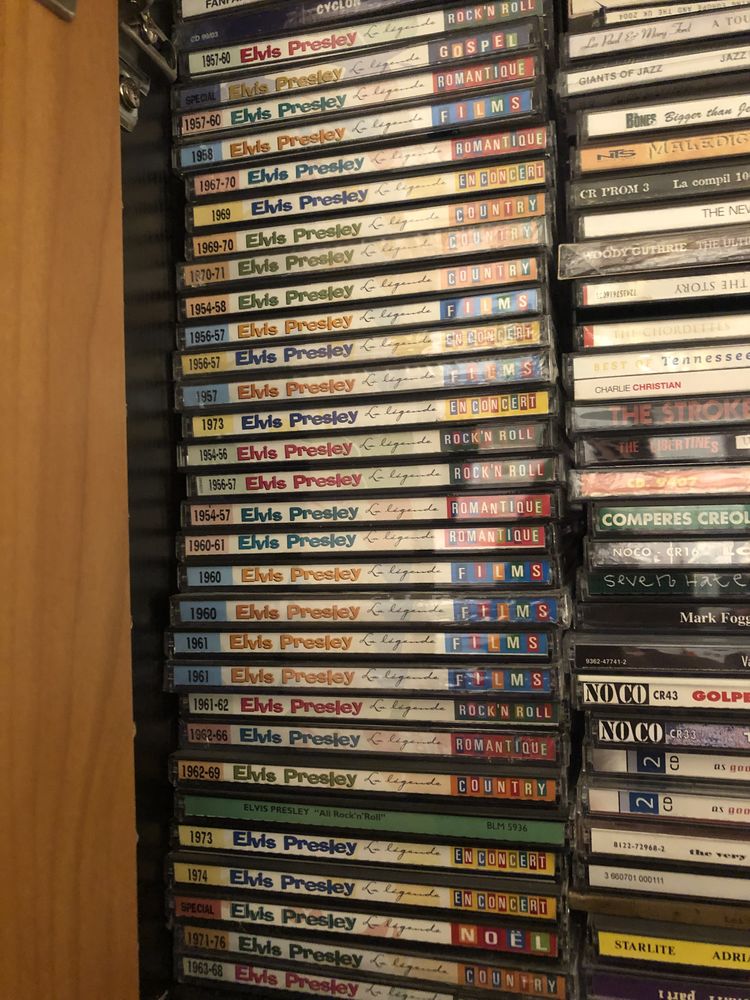 Cd tout sorte de chanteur et d'ann�e environ 2000 cd 2 euro 2 Tinqueux (51)