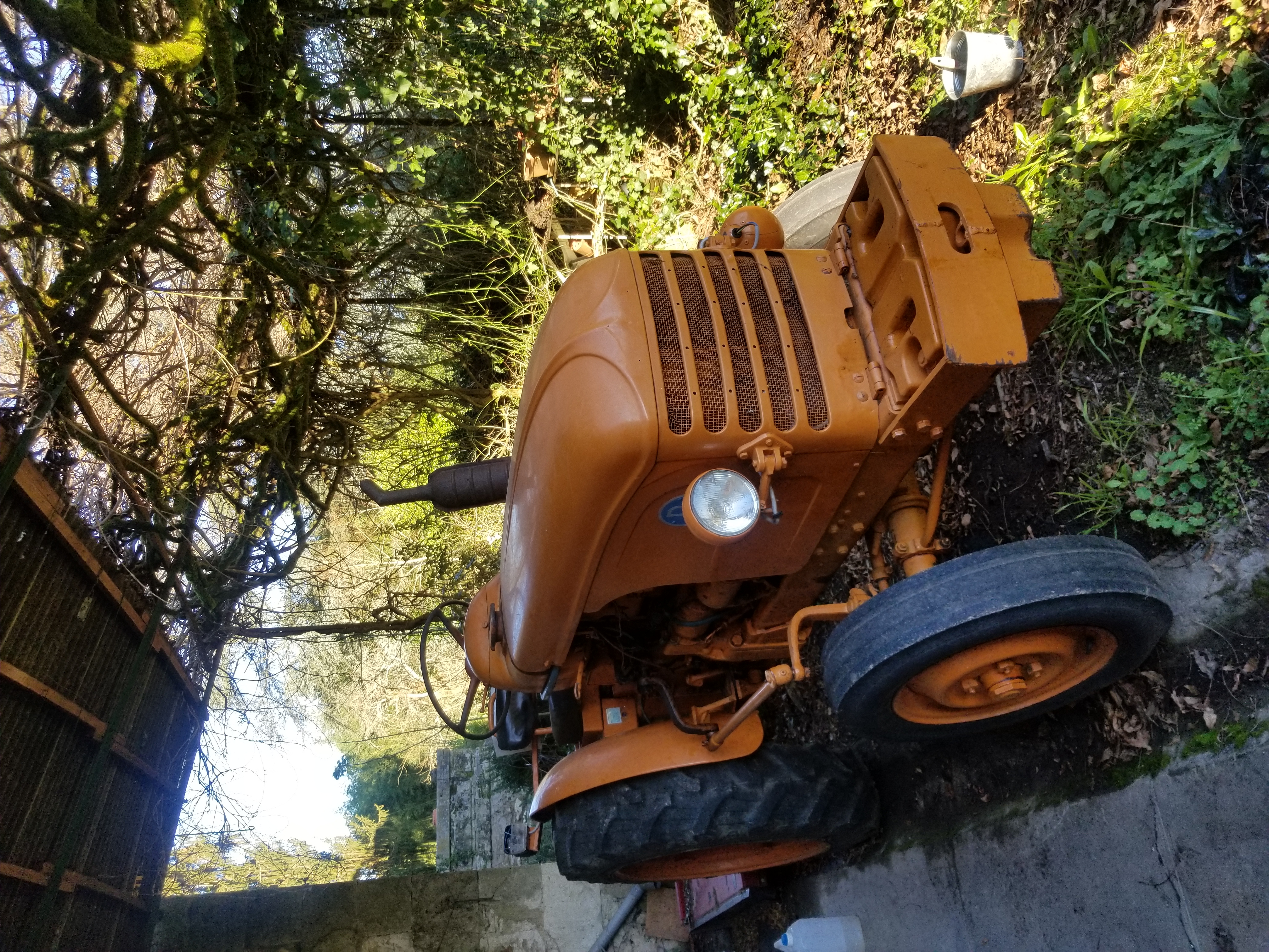 Tracteur Renault D30 1959 3300 Talence (33)