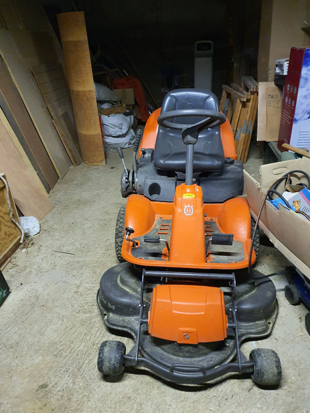 tracteur tondeuse Husquevarna 2500 Belleville (69)