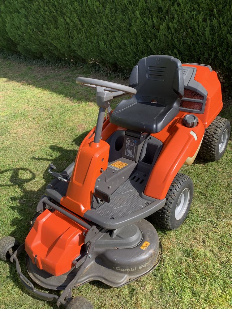 TRACTEUR TONDEUSE HUSQVARNA R213c 2400 Aixe-sur-Vienne (87)