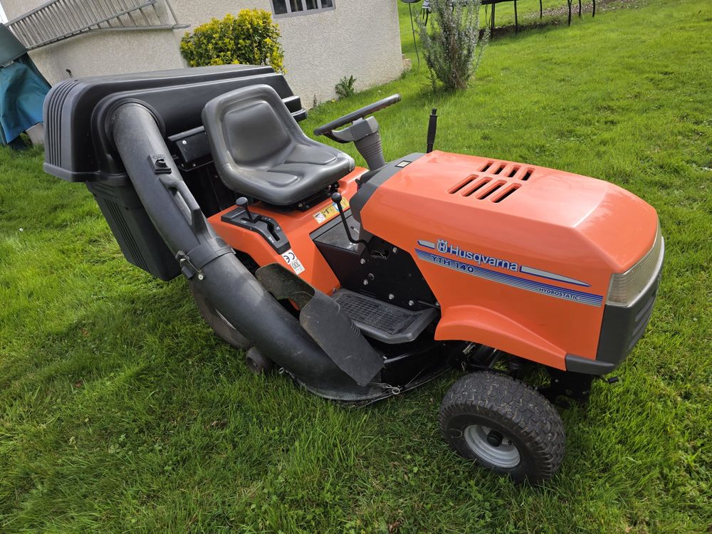 TRACTEUR TONDEUSE HUSQVARNA AUTOPORTEE 1490 Chaponnay (69)
