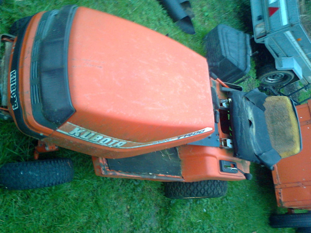 tracteur tondeuse KUBOTA 350 Cernoy (60)