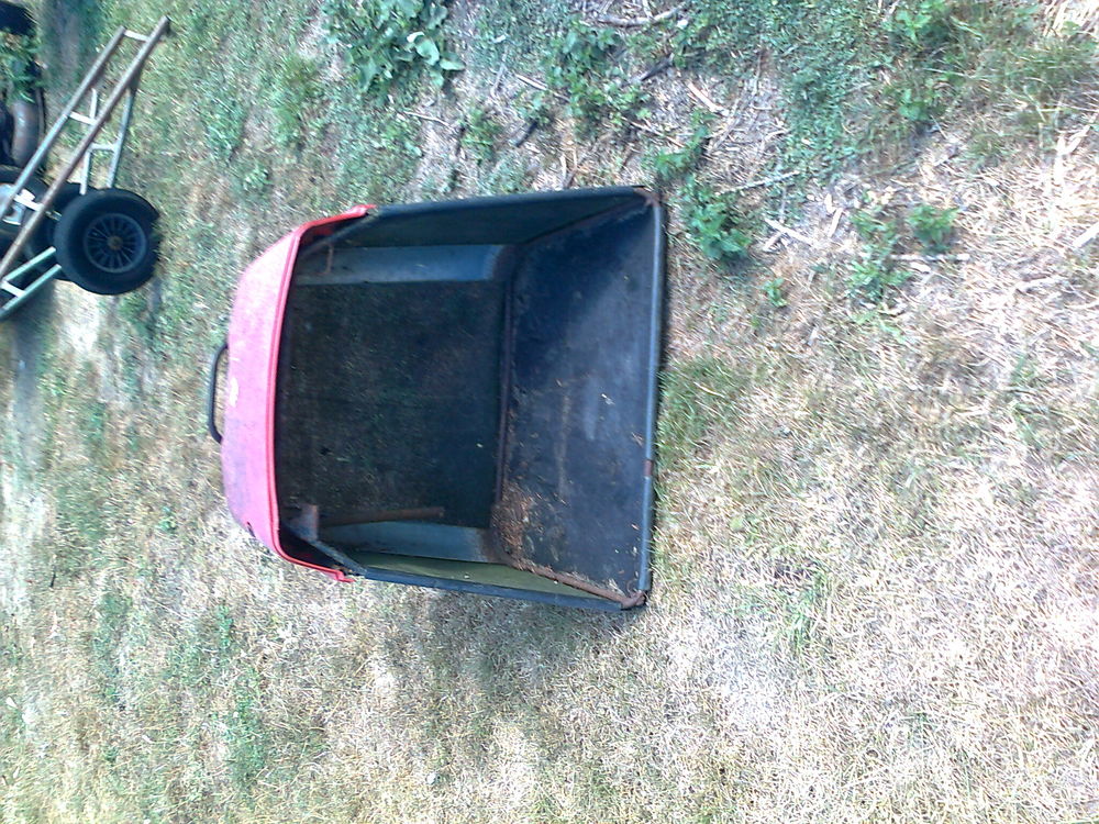 bac tracteur tondeuse 55 Cernoy (60)