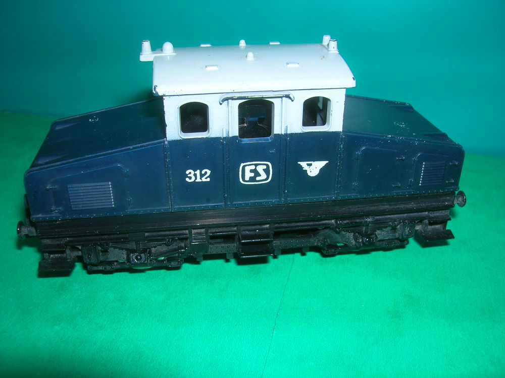 Train HO LIMA loco tracteur des FS pas Jouef 15 Marseille 1 (13)