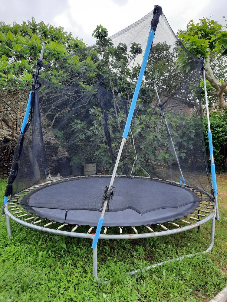 TRAMPOLINE MARQUE ALICE GARDEN 0 Maubec (84)