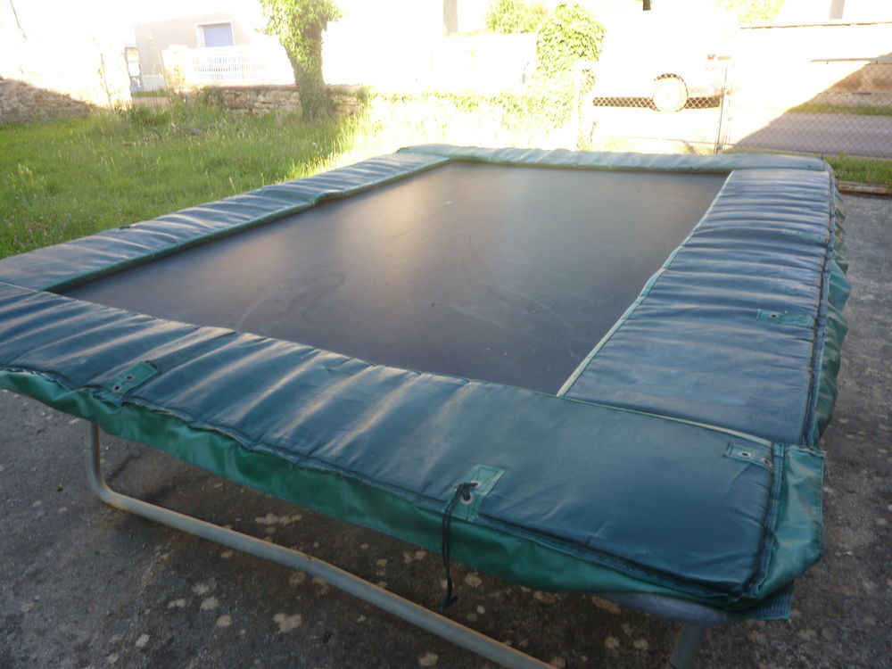 trampoline 50 Courcelles-Fr�moy (21)