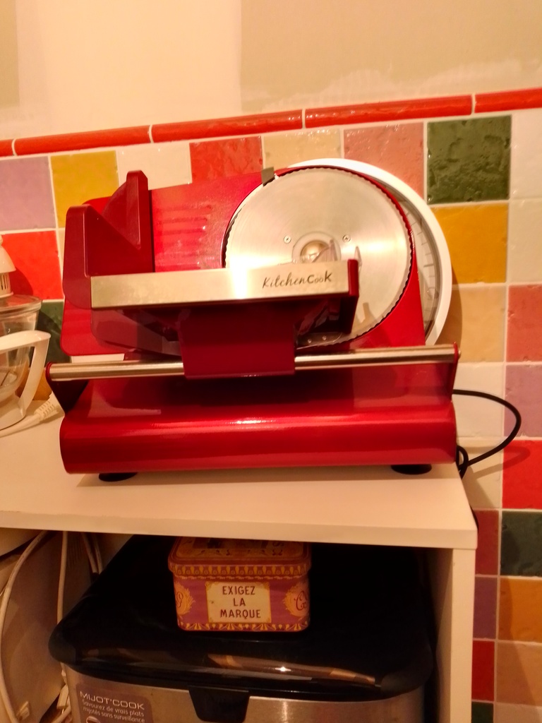 Trancheuse �lectrique rouge KitchenCook 40 Raissac-d'Aude (11)