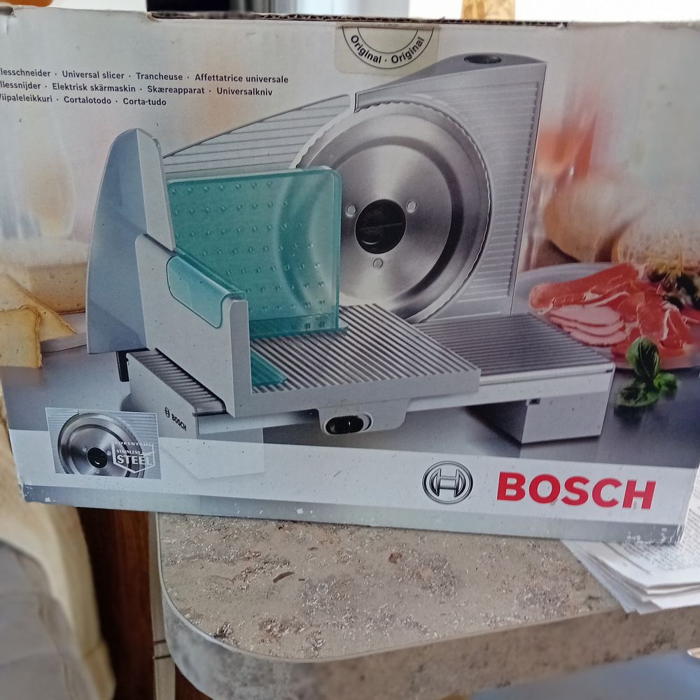 trancheuse � jambon ,saucisson ... 60 Locmariaquer (56)