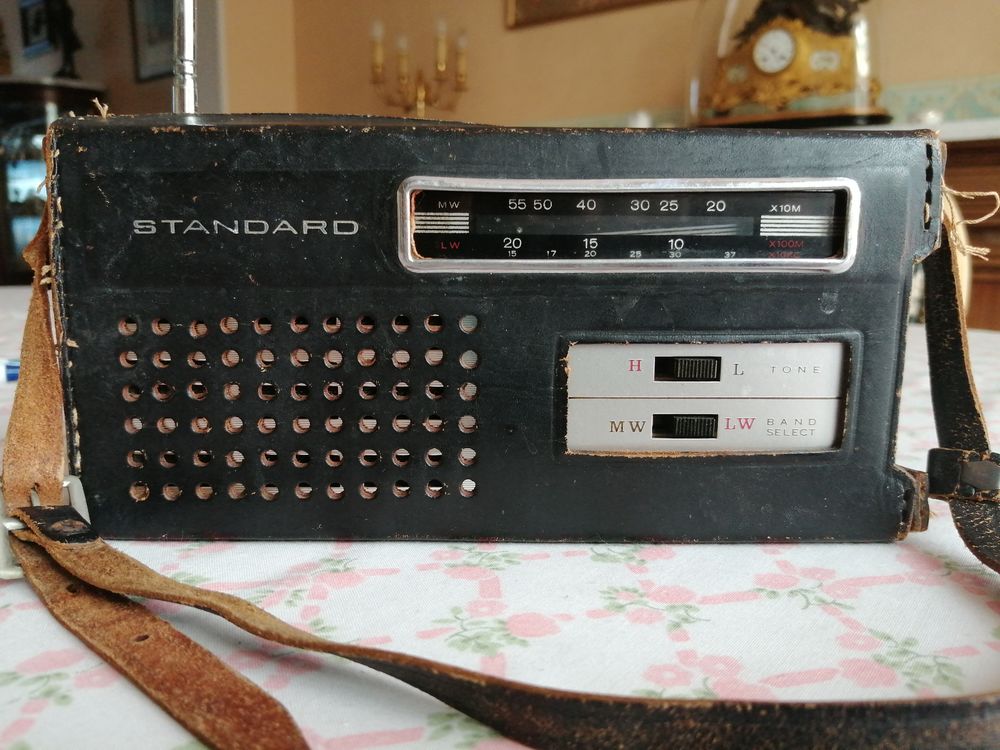 TRANSISTOR de 1965 WALTHAM (IRLANDAIS) avec HOUSSE CUIR 0 Roissy-en-Brie (77)