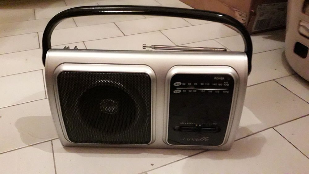 TRANSISTOR TOUT NEUF VOIR LES PHOTOS � l'appui 20 Boulogne-Billancourt (92)