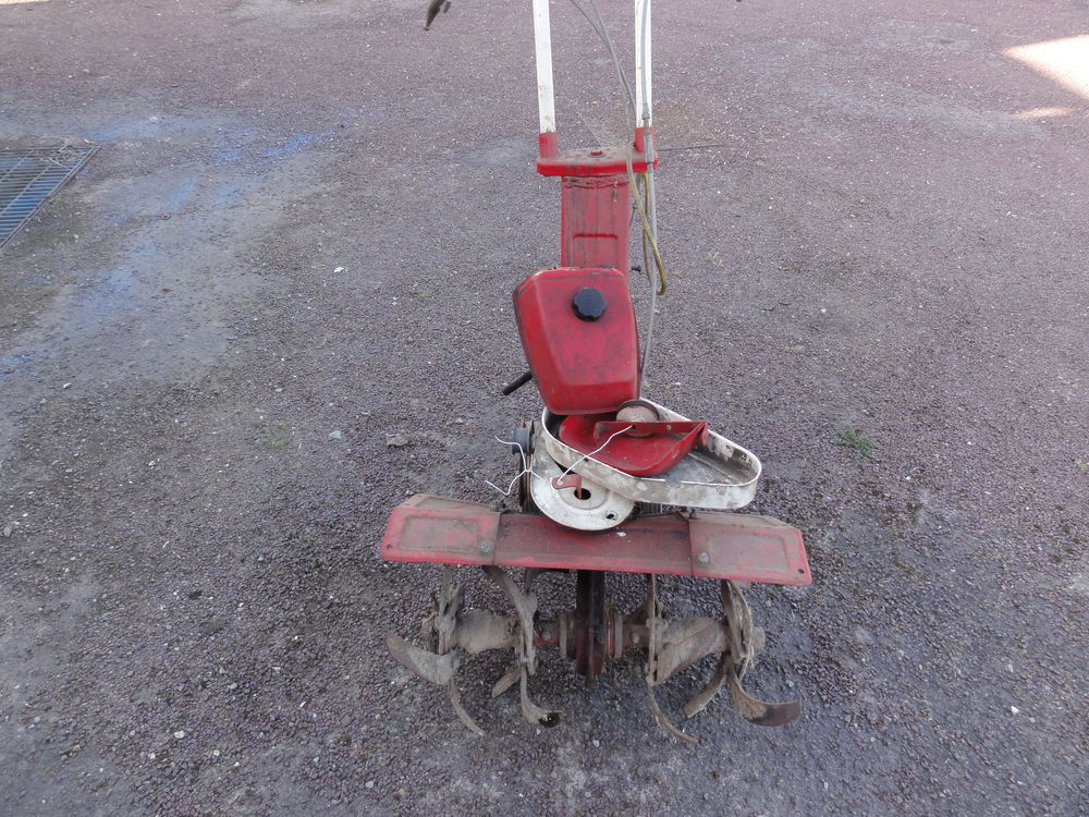 Transmission et ch�ssis ISEKI AC20 60 La Vieille-Lyre (27)