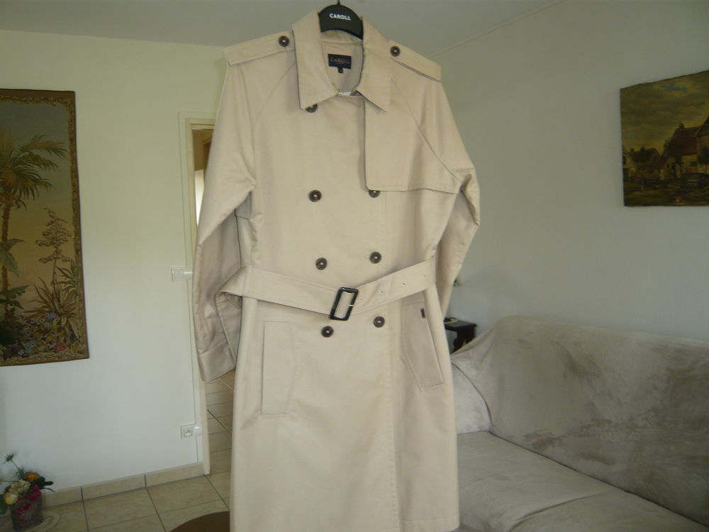Trench coat NEUF, t.44, marque  Caroll  80 Bourges (18)