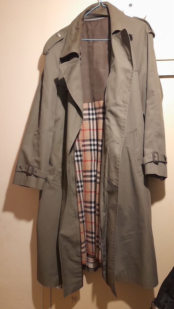 Achetez trench contre occasion, annonce vente à Marcigny (71) WB170832817