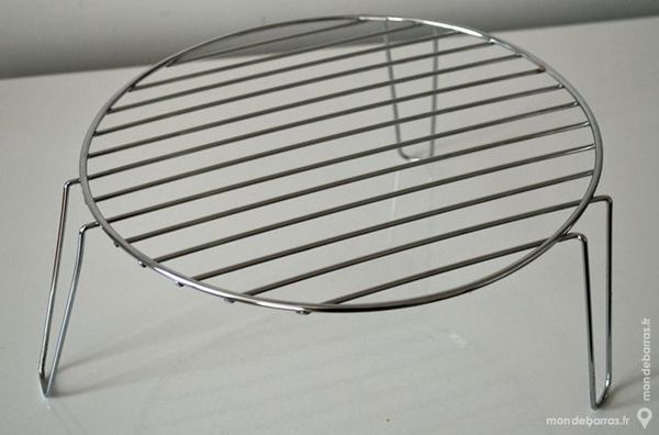 tr�pied m�tallique 8 Provin (59)