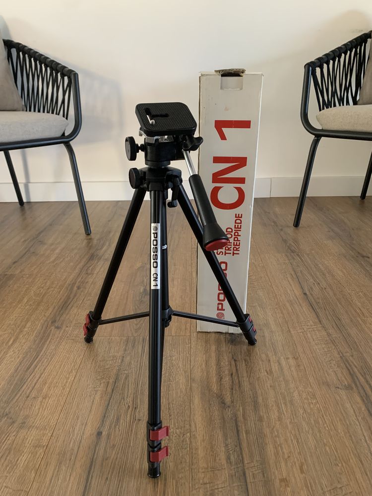 Tr�pied pour appareil photo     Posso CN1    25 Saleilles (66)