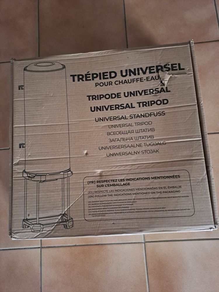 Tr�pied universel pour chauffe-eau 30 Magny-le-D�sert (61)