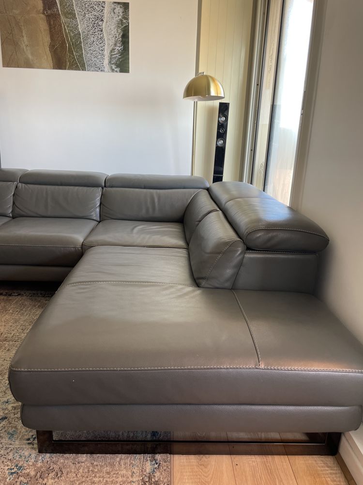 Tr�s beau canap� d'angle cuir gris 1100 Suresnes (92)