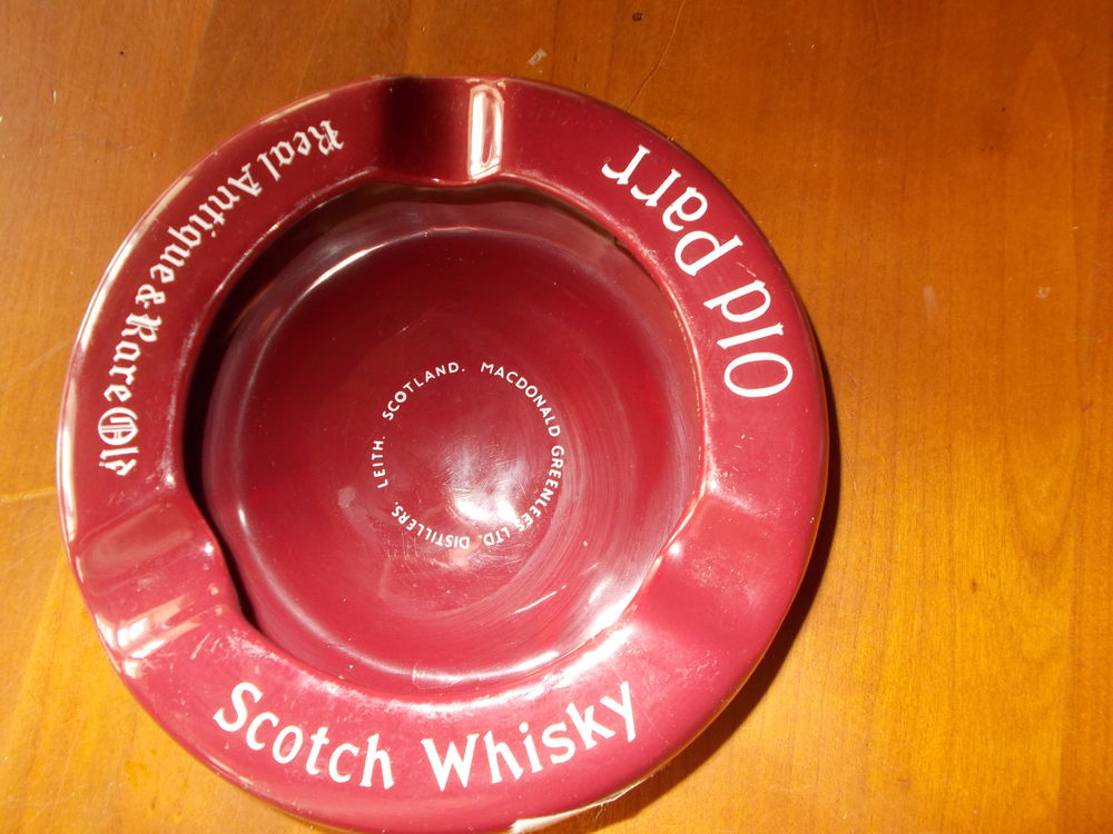 tr�s beau cendrier 20 Chissey-en-Morvan (71)