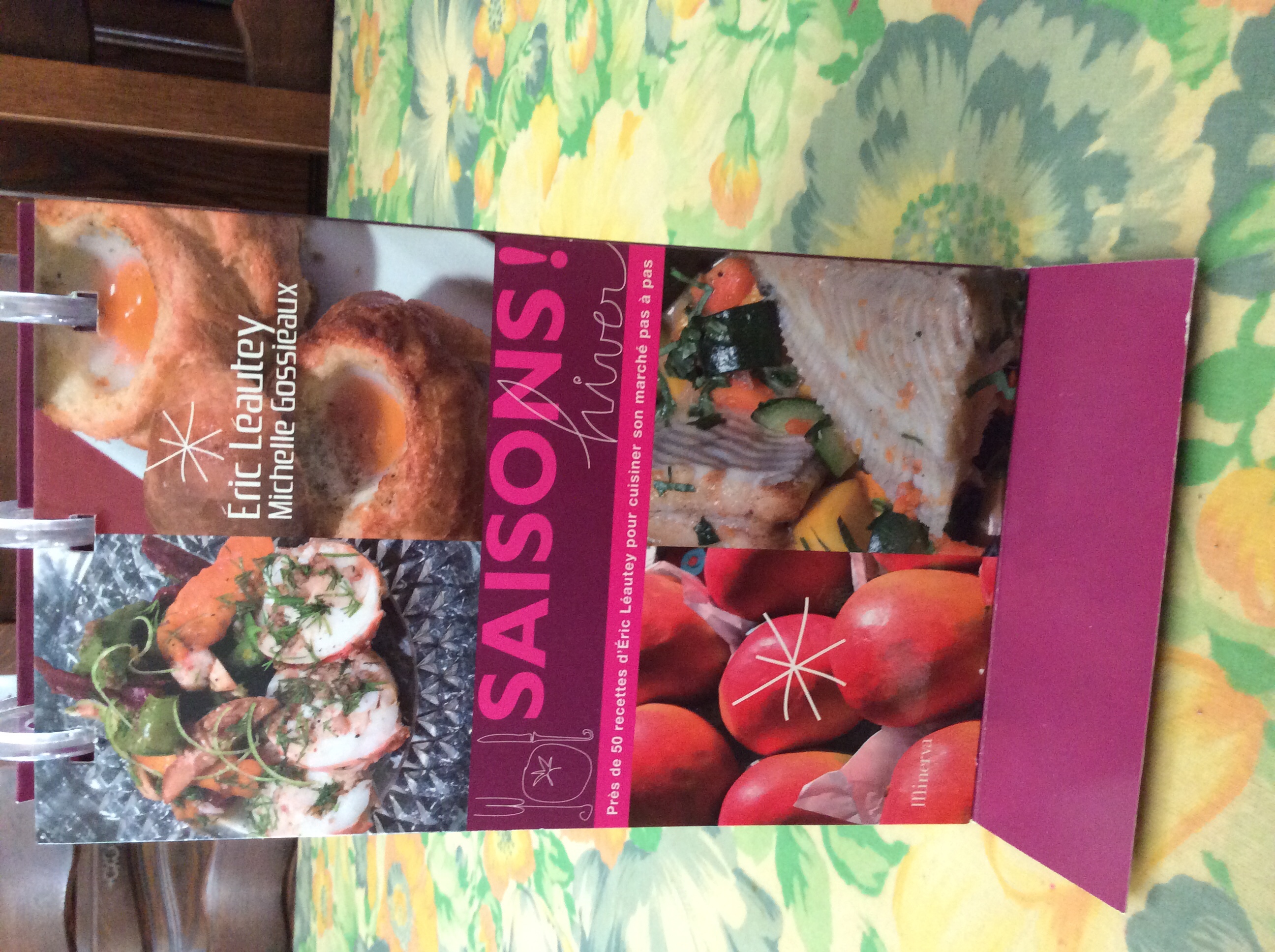 Tr�s beau livre de cuisine avec vocabulaire definition  explication des termes de cuisine 10 Brou (01)