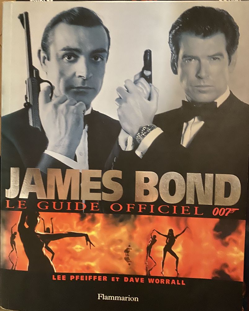 Très beau livre sur James Bond  12 Martinique (97)