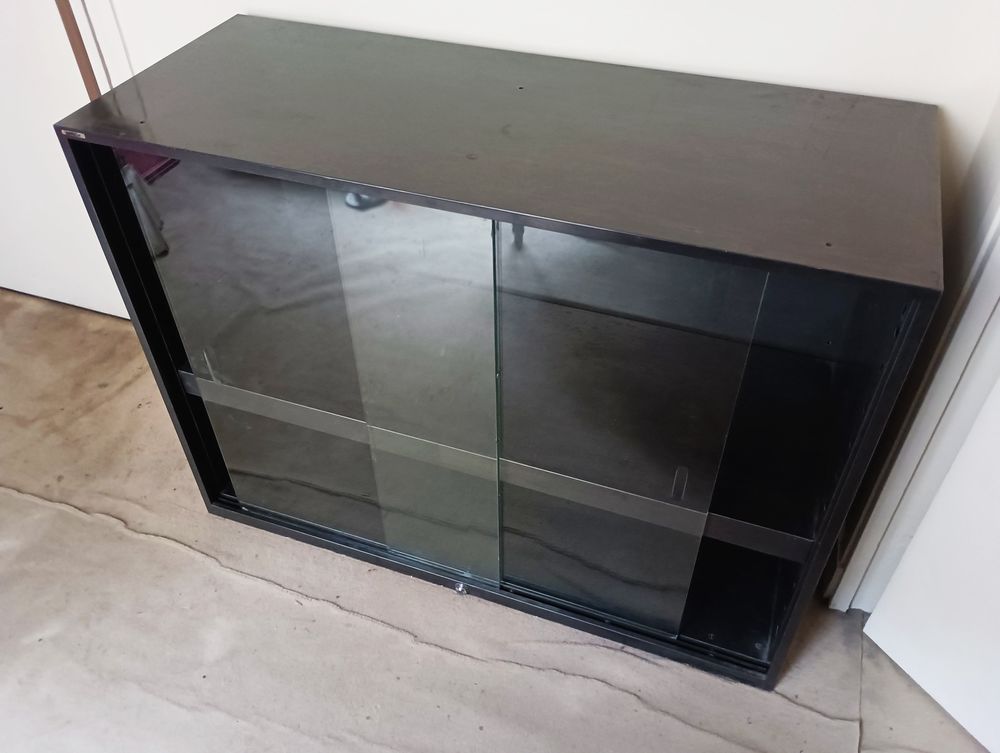 Tres beau meuble industriel de rangement m�tal et verre 150 Paris 2 (75)