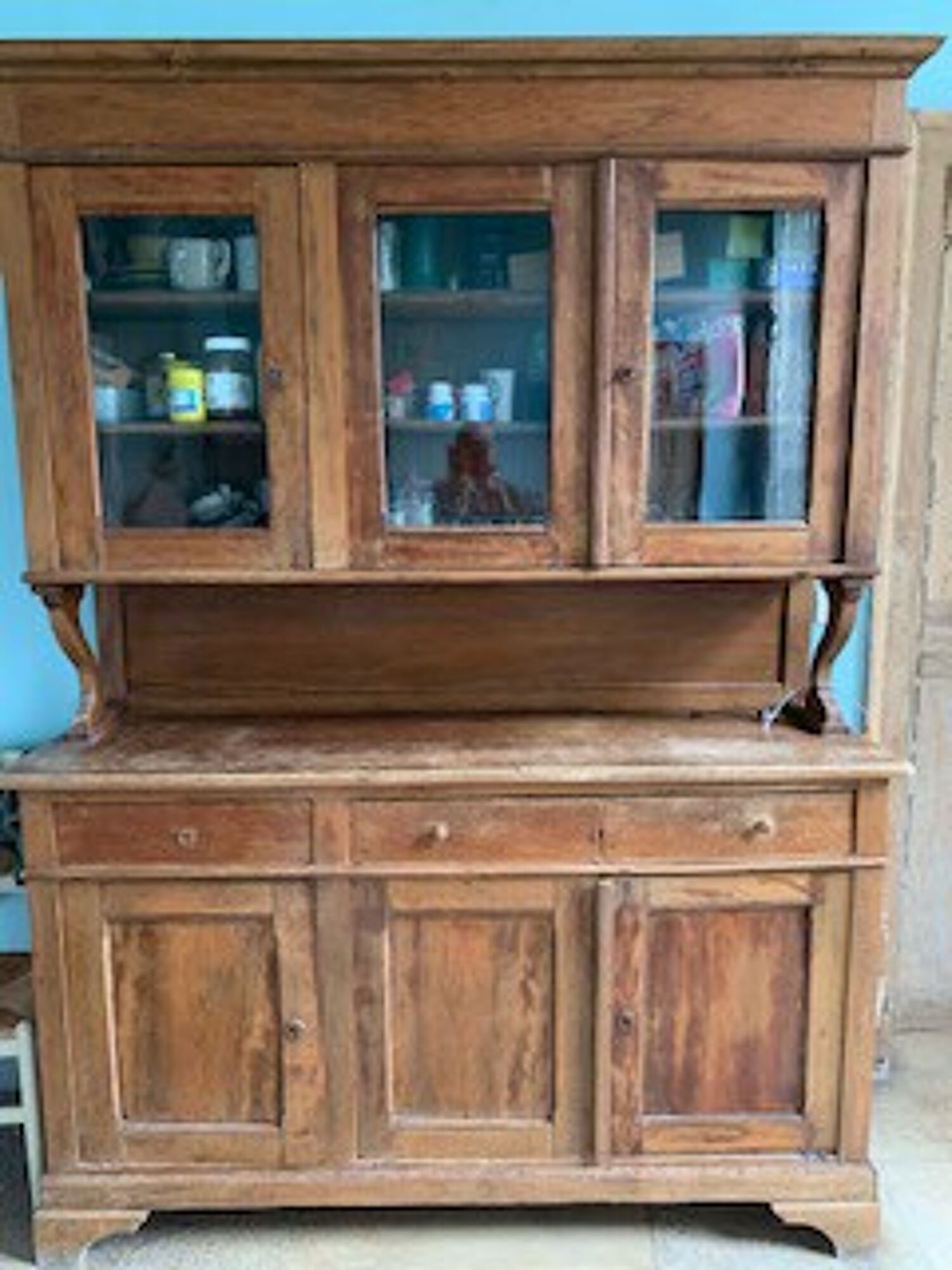 Tr�s beau meuble 3 portes en haut et bas et 3 tiroirs milieu 100 Soissons (02)