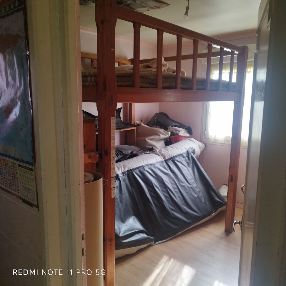  Tres beau Lit mezzanine 2 places en pin 300 Mohon (56)