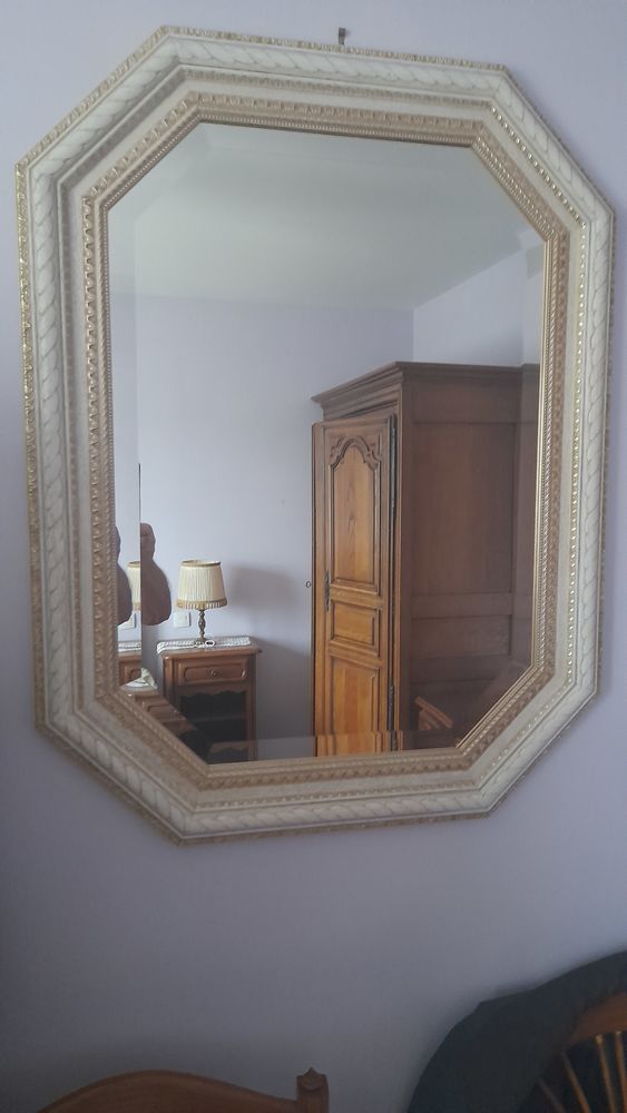 Tr�s beau miroir. 100 Teloch� (72)