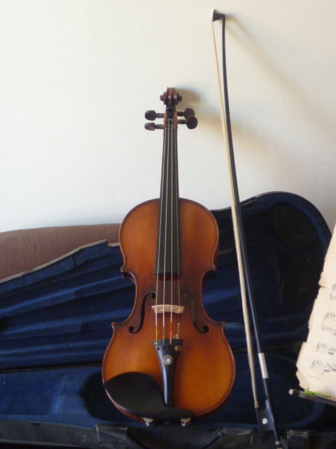 Tr�s beau et rare violon 4/4 ancien  Mirecourt  complet. 1300 Bagneux (92)