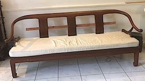 Tr�s belle banquette style ann�e 30 en acajou.
150 Prades (66)