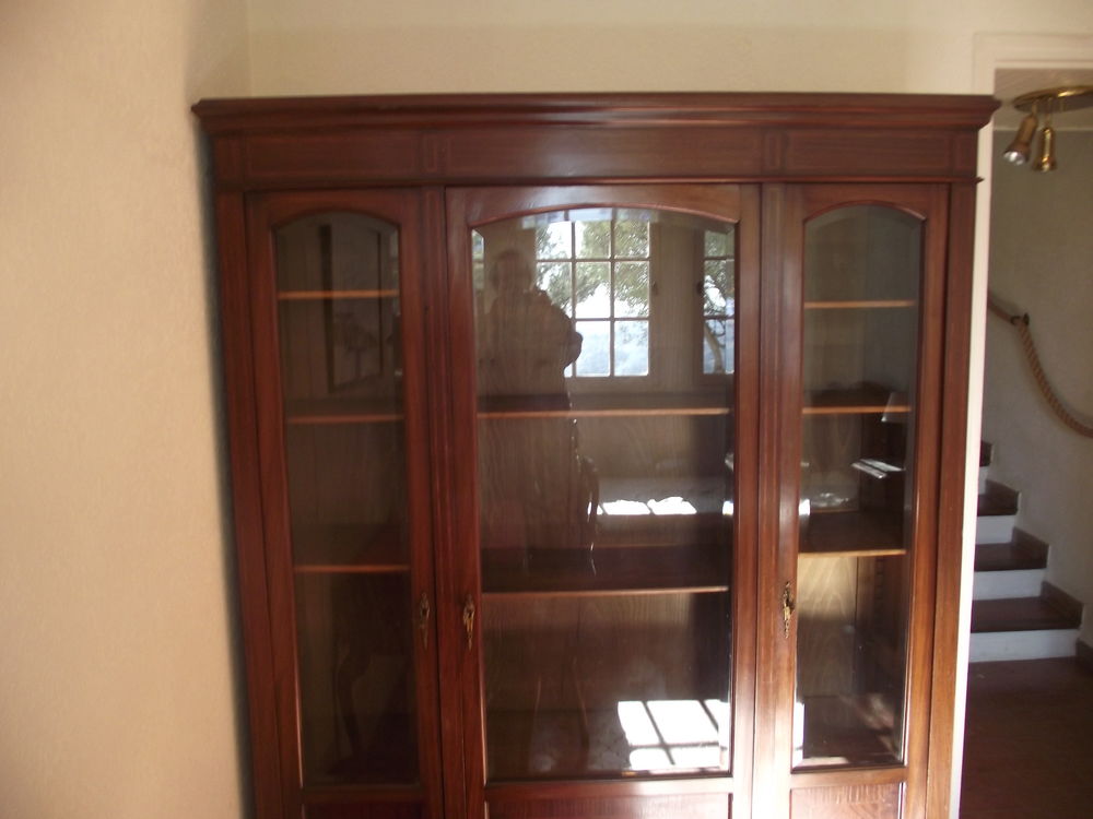 tr�s belle biblioth�que + autres meubles 200 Roquebrune-sur-Argens (83)