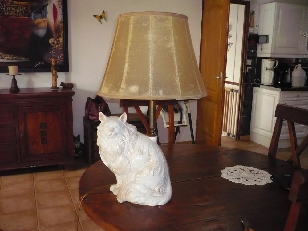 tres belle lampe salon chat 80 La Seyne-sur-Mer (83)