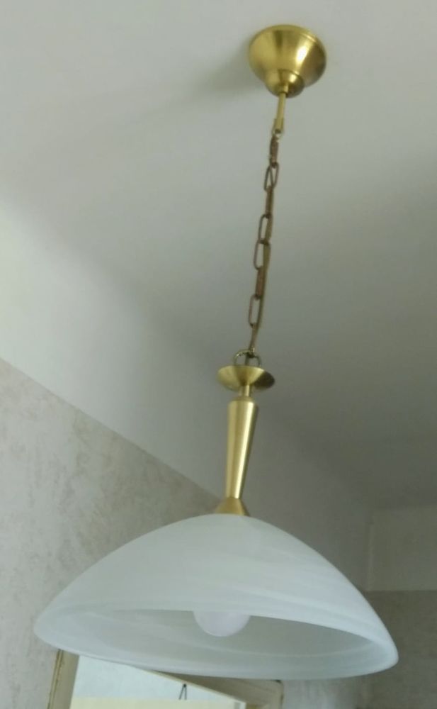 Tr�s belle lampe  en verre poli/m�tal. 35 Bussi�res (71)