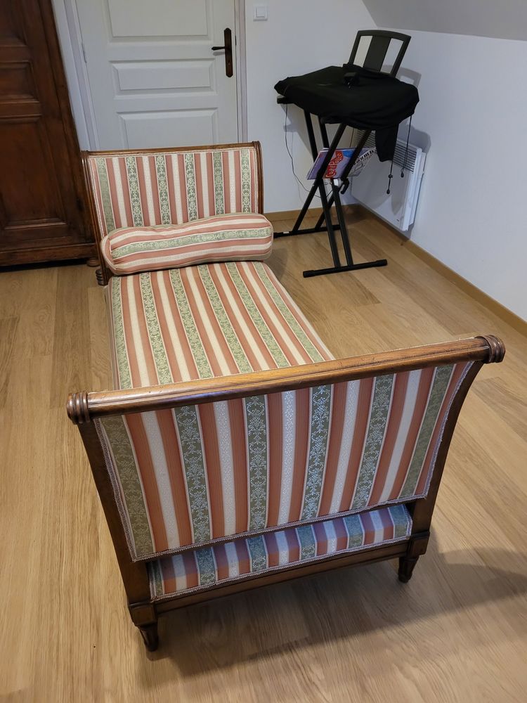 Tr�s belle m�ridienne de style Louis Philippe 250 Le Vigan (46)