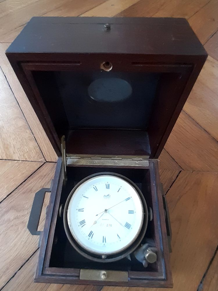 Tres belle pendule de bateau Hermes 4000 Paris 16 (75)