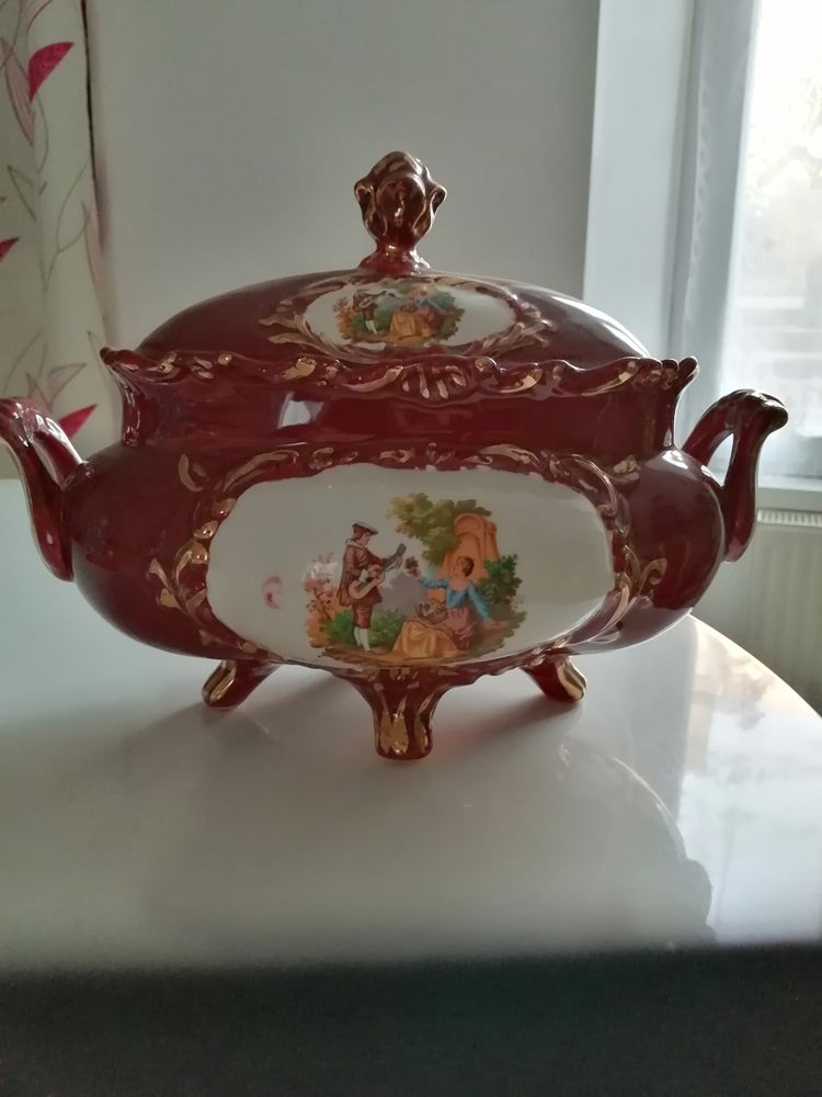 tres belle soupiere 60 St Marsault (79)