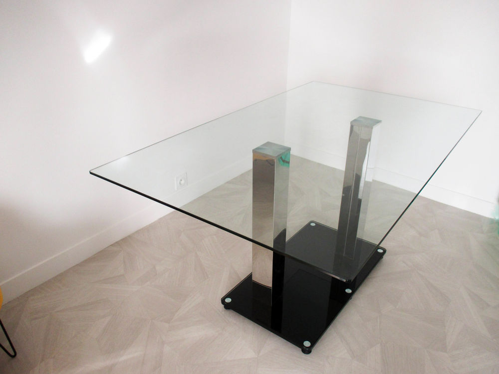 Tr�s Belle Table Rectangulaire Design 200 Cr�teil (94)