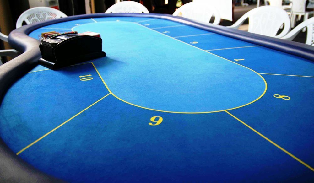 Tr�s belle table de Texas Hold'Em Poker 1500 Grenoble (38)