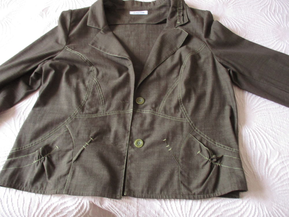 TRES BELLE VESTE - printemps:�t� -  marque  CHRISTINE  LAURE 20 Fl�ac (16)