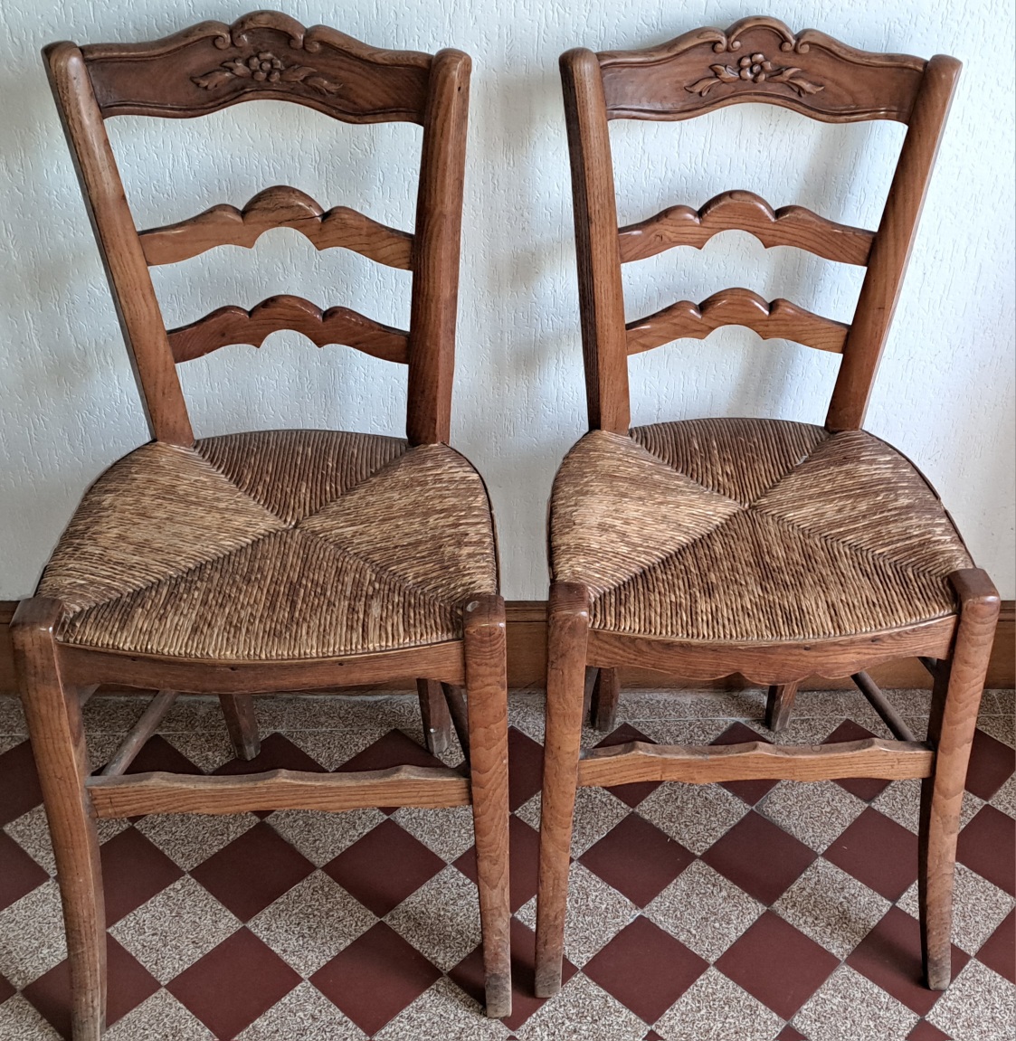 Tr�s belles chaises anciennes (2) 70 Rots (14)