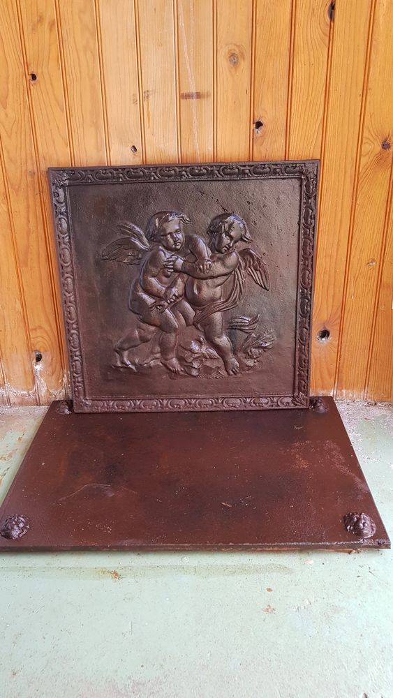 Tr�s belles plaques de chemin�e 0 Ussel (19)